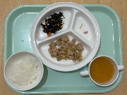 10月6日の給食とおやつ