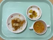 10月1日の給食とおやつ