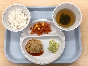 1月8日の給食とおやつ