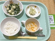 4月21日の給食とおやつ
