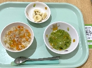 4月23日の給食とおやつ
