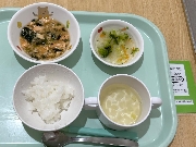 4月28日の給食とおやつ