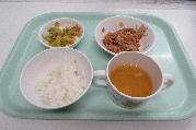 8月13日の給食とおやつ