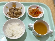 8月25日の給食とおやつ