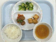 1月6日の給食とおやつ